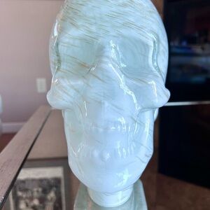White/Gold Swirl Glass Skull Decor